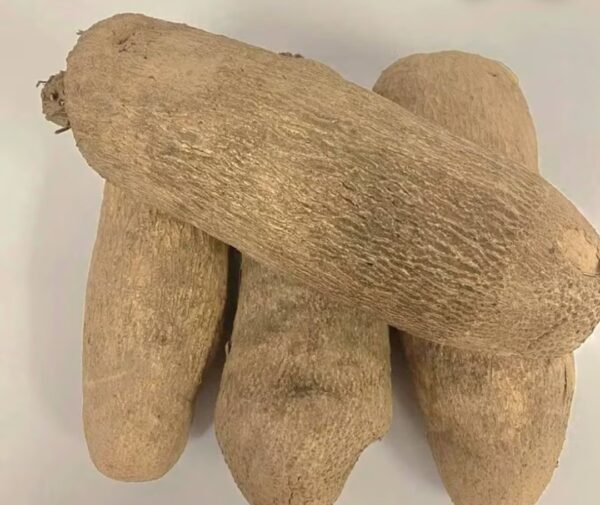 sweet white African yam 12 pcs in a carton and 6pcs for half a carton